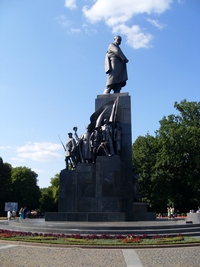 В марте памятнику Т.Г.Шевченко в Харькове исполняется 75 лет