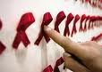Продолжает работу выставка плакатов по ВИЧ/СПИД - тематике
