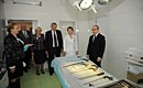Геннадий Кернес передал «Центру медицинского плода» сертификат на получение современного оборудования