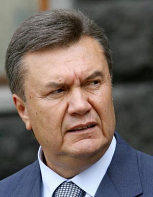 Виктор Янукович освободил от должностей ряд заместителей министров