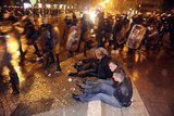 После бурной ночи в Тбилиси начался военный парад