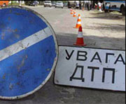 На 421 км трассы "Харьков - Симферополь" столкнулись 7 автомобилей