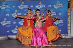Ансамбль индийского танца «Ситара» (Харьков) покорил публику яркими костюмами и ярким танцем. 
