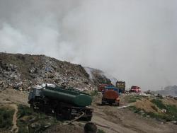 На Роганском полигоне бытовых отходов произошел крупный пожар
