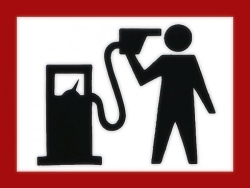 Бензин может подорожать до 15 гривен за литр