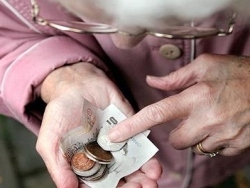 Минимальная пенсия с 1 декабря повысится аж на 16 гривен