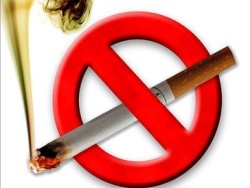 За курение на остановках будут наказывать тысячными штрафами