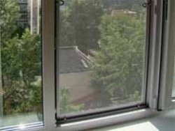 В Харькове годовалый ребенок выпал из окна 8 этажа