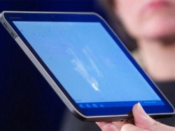 Горсовет закупит планшеты для депутатов на 25% дороже