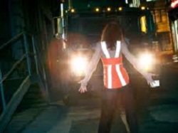 Одеваться "со светоотражением" призывает пешеходов ГАИ