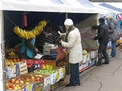 Продовольственная ярмарка открывается на площади Свободы