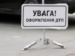 В Харькове «Toyota» протаранила «ВАЗ»