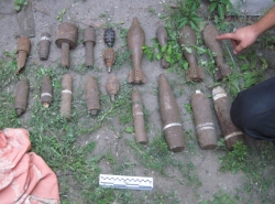 В Харькове у «черного археолога» нашли коллекцию мин и гранат (ФОТО)