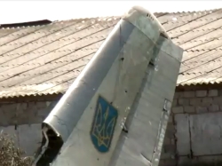 Террористы сбили самолет ВС Украины Ан-26 (ВИДЕО)