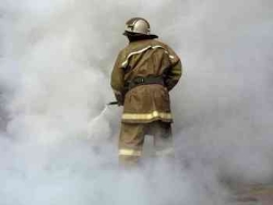 На пожаре в Харькове едва не погибли дети