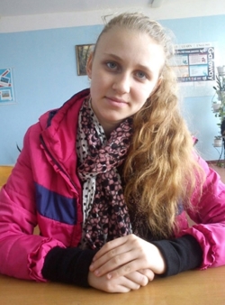 Под Харьковом пропала 15-летняя девушка (фото)