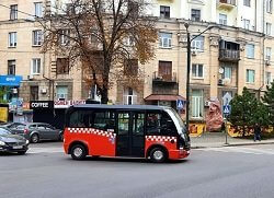В Харькове муниципальные автобусы поменяли маршруты и расписание