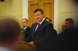 Высший админсуд решил, что Януковичу можно свои предвыборные обещания не выполнять