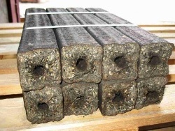 На ХТЗ будут производить древесные брикеты