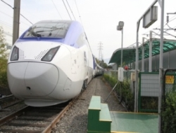Со средины мая начнут курсировать скоростные поезда «Hyundai Rotem»