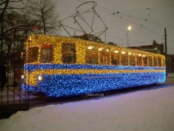 По Харькову будет курсировать рождественский трамвай