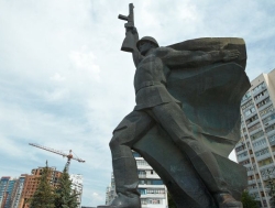 Сквер за "Солдатом" планируют реконструировать ко Дню города