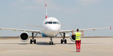 В харьковском аэропорту начали работать телетрапы (ФОТО)