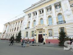 Потасовка под Аппеляционным судом в Харькове