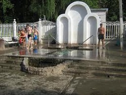В Харькове вода безопасна только в 3 источниках