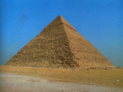 Из космоса обнаружены два доселе неизвестных комплекса пирамид в Египте