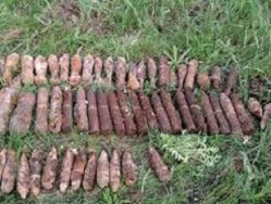 В Харькове посреди улицы нашли три десятка снарядов
