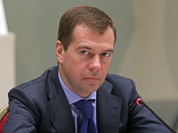 Медведев разрешил называть его "Димон"