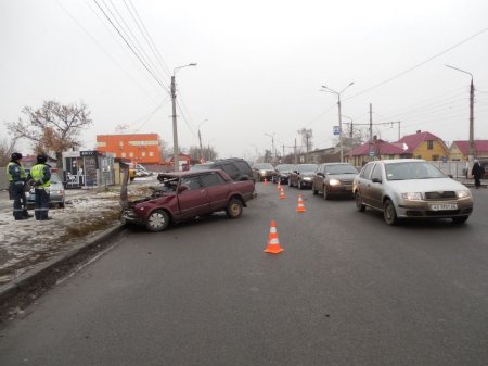 «Пятерка» всмятку и огромная пробка: ДТП на Шевченко (фото, видео)