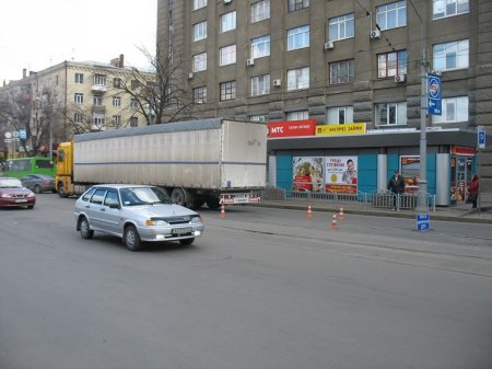 В Харькове водитель грузовика сбил пешехода (ФОТО)