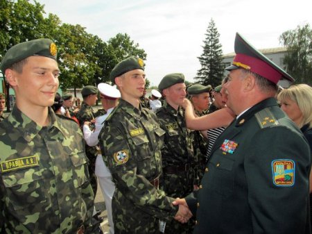 В Харьков переезжают кадеты из Донецка и Луганска (ФОТО)