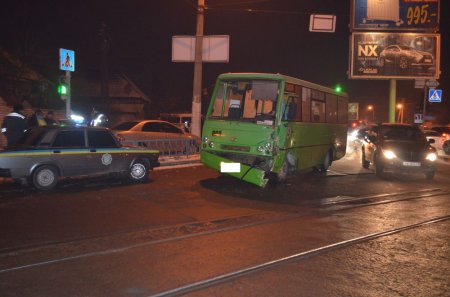 Масштабная авария в Харькове: число пострадавших возросло до 25 человек (фото)