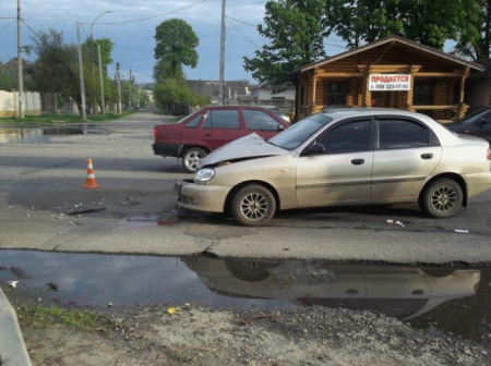 ДТП на Полтавском Шляхе: пять человек в больнице (ФОТО)