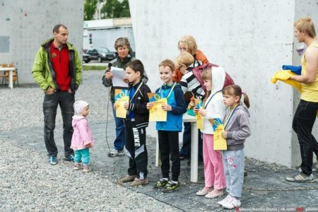 В Харькове прошел молодежный Чемпионат области по скалолазанию ФОТО