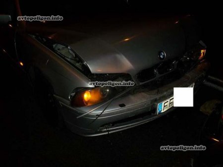ТП в Харькове: в столкновении BMW, Mini и Nissan пострадали два человека. ФОТО