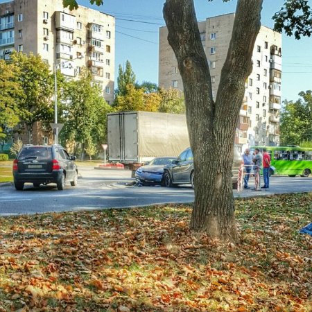 Элитное ДТП на Павловом Поле (ФОТО)