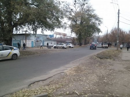 В Харькове полиция задержала мужчину с автоматом (ФОТО)