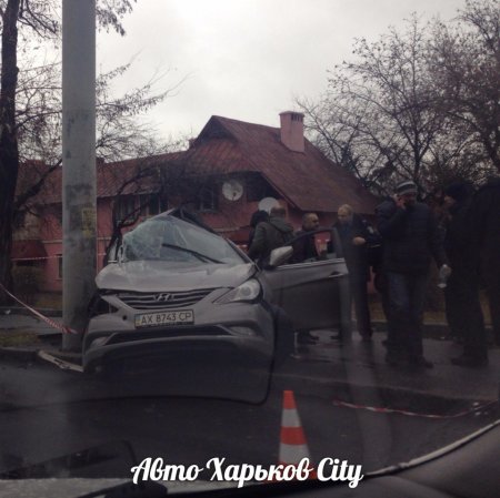 Смертельное ДТП около универмага «Харьков»: автомобиль протащило 50 метров (ФОТО)