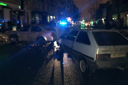 В центре Харькова - авария с участием высокопоставленного полицейского (фото, видео)