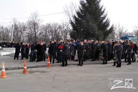 В Харькове хоронят расстрелянного бизнесмена (фото)