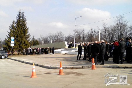 В Харькове хоронят расстрелянного бизнесмена (фото)