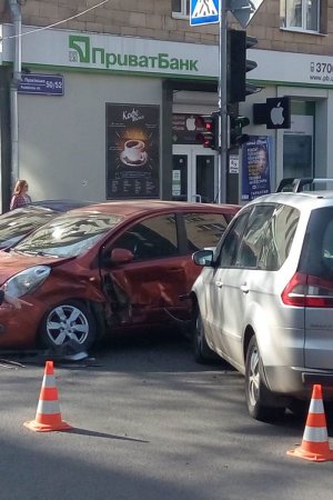 В ДТП на Пушкинской пострадала женщина (фото)