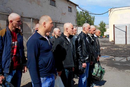 Харьковские нацгвардейцы получили пополнение (фото)