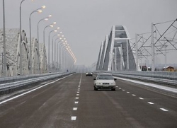 Новый мост в Барвенково открыли для транспорта