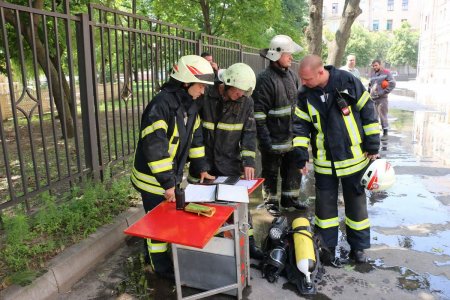 В центре горел суд (фото, дополнено)