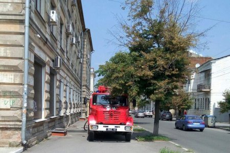 В центре горел суд (фото, дополнено)